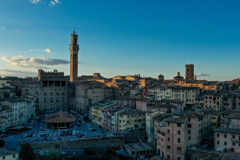 where-to-park-in-siena